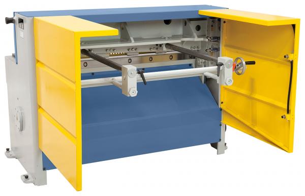 Bernardo MTA 1360 x 3 mm Motor-driven guillotine shear